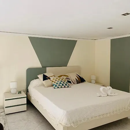 شقة La Casetta In Centro نابولي